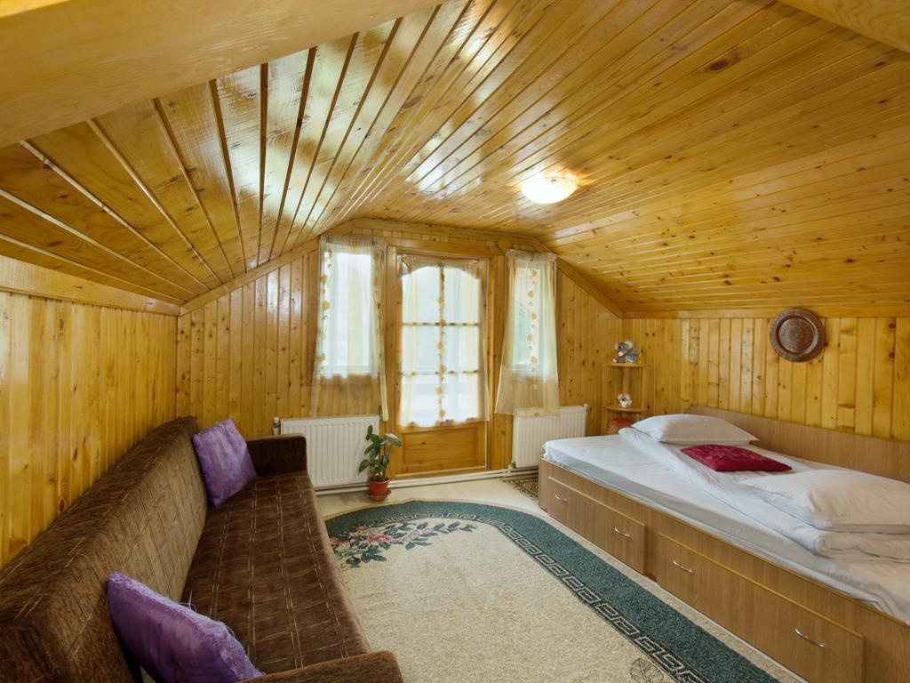 Pensiunea Bobu Hotel Извору Мунтелуи Екстериор снимка